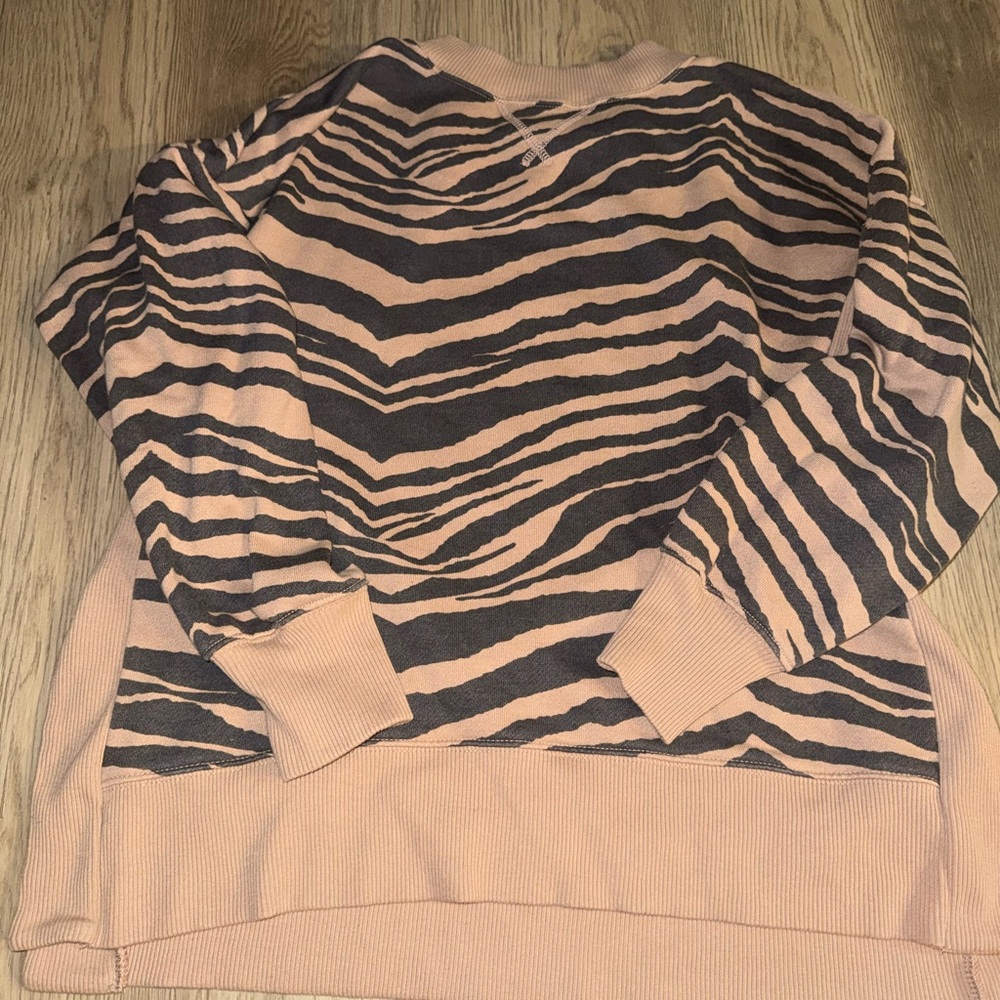 aerie Pink and Dark Brown Zebra-Print Crewneck Sweater Cozy College Study Top